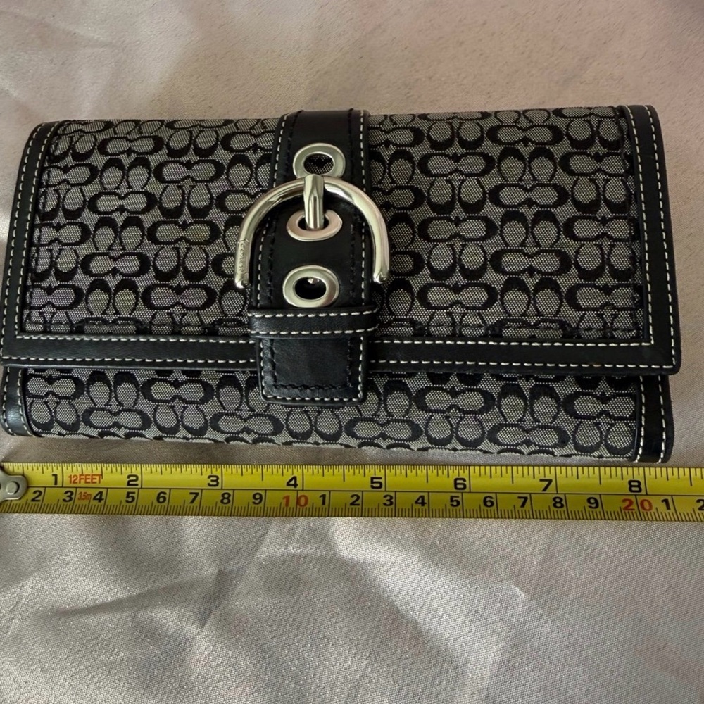 Black and Gray Designer Women's wallet signature Coach